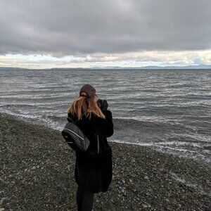 Meet your Posher, Mady